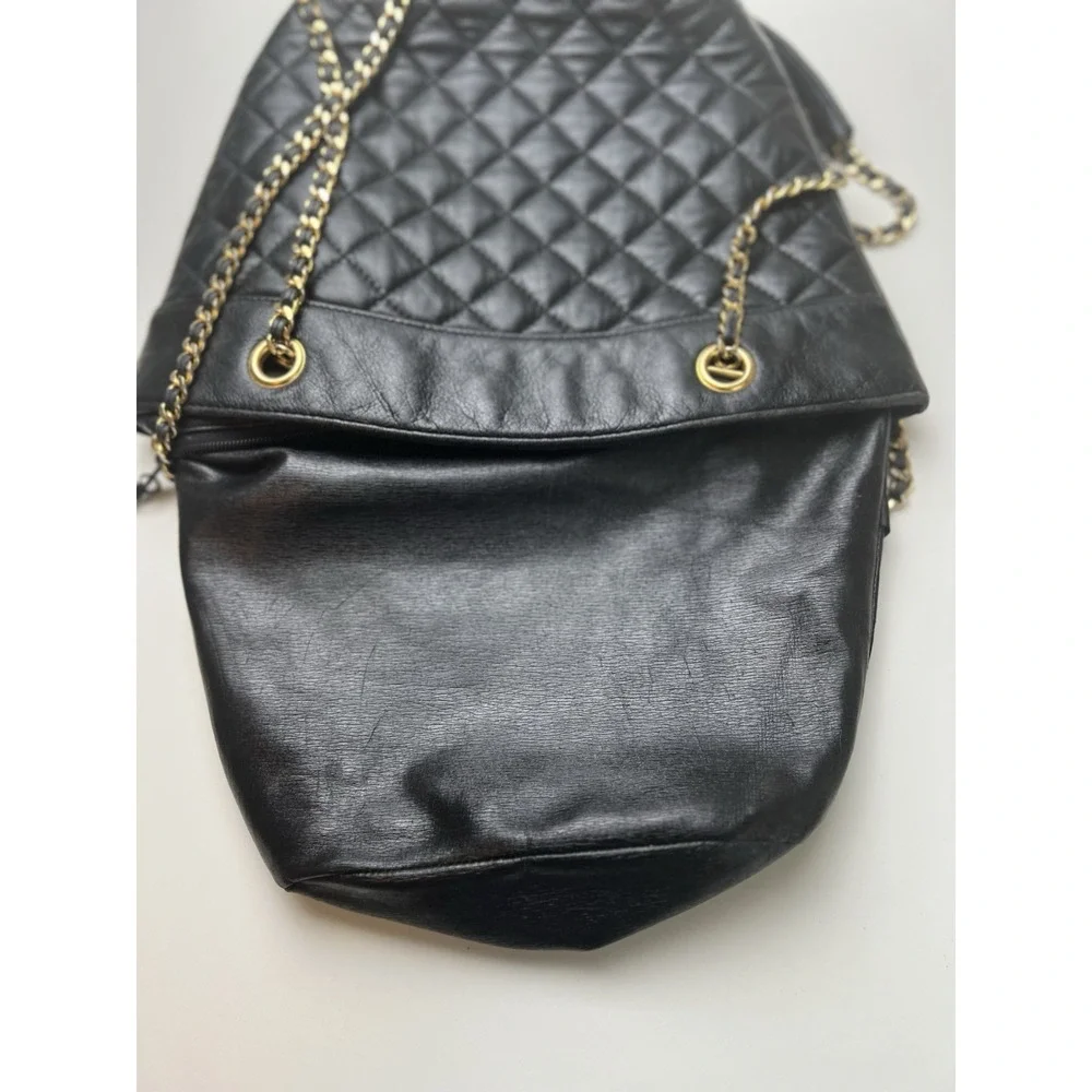 Koret Vintage Black Leather Quilted Shoulder Handbag Tassel Chain Straps